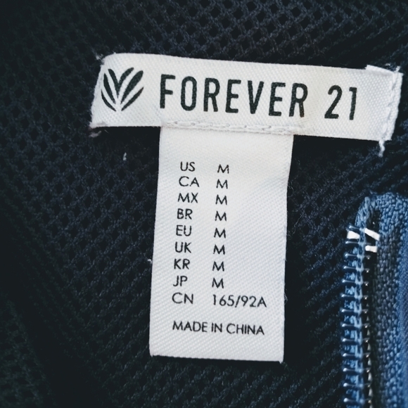 🪷 Forever 21 Red, White, Blue Windbreak Hood Jacket. - Picture 9 of 11